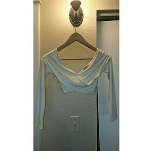 Criss cross white long sleeve crop top fashionnova